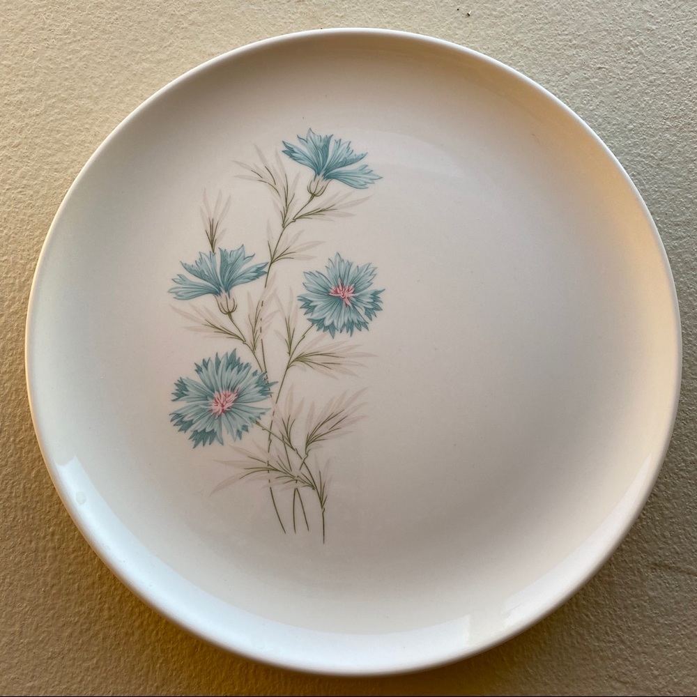 Two Vintage Ever Yours Boutoniere 10 (1/4)” plates